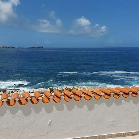 The Whale House باليال